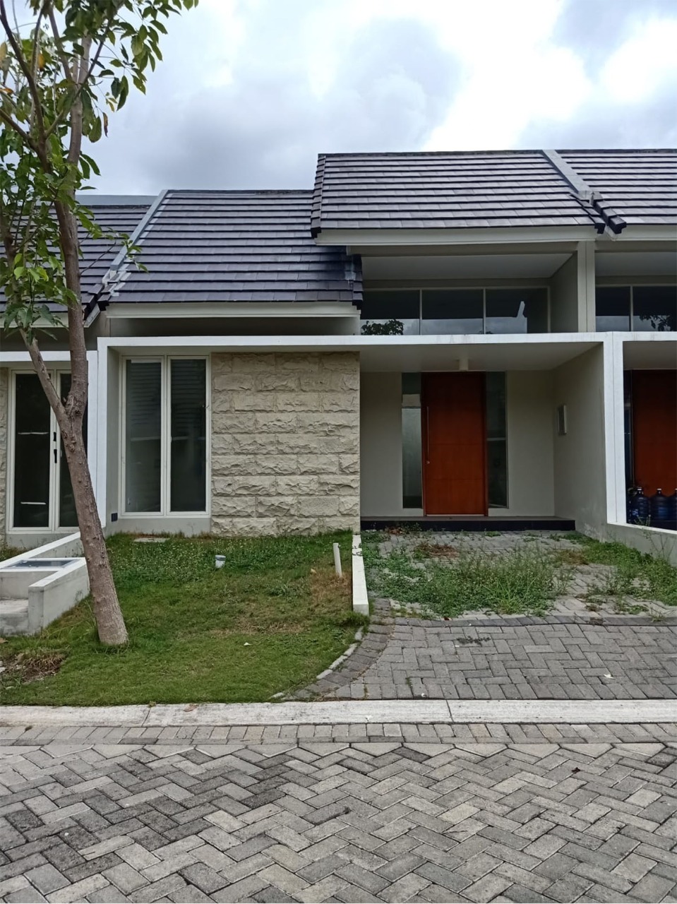 DIJUAL RUMAH SURABAYA BARAT NORTHWEST PARK CITRALAND - Image 1