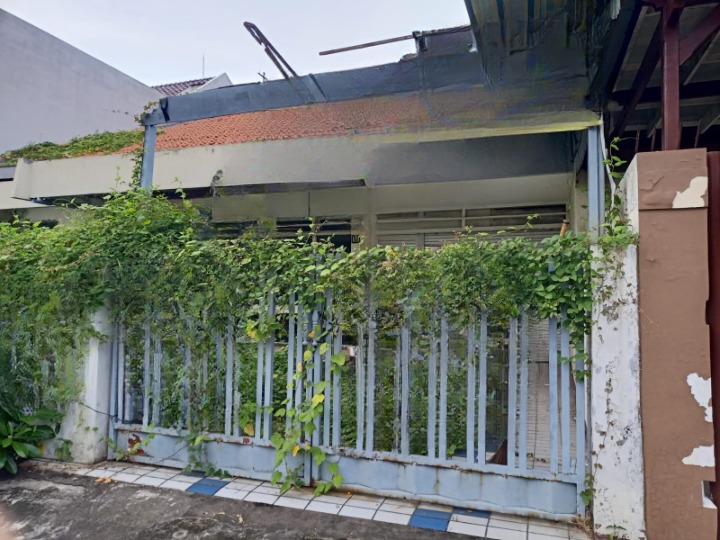 DIJUAL RUMAH WILAYAH MANYAR SABRANGAN SURABAYA TIMUR - Image 1