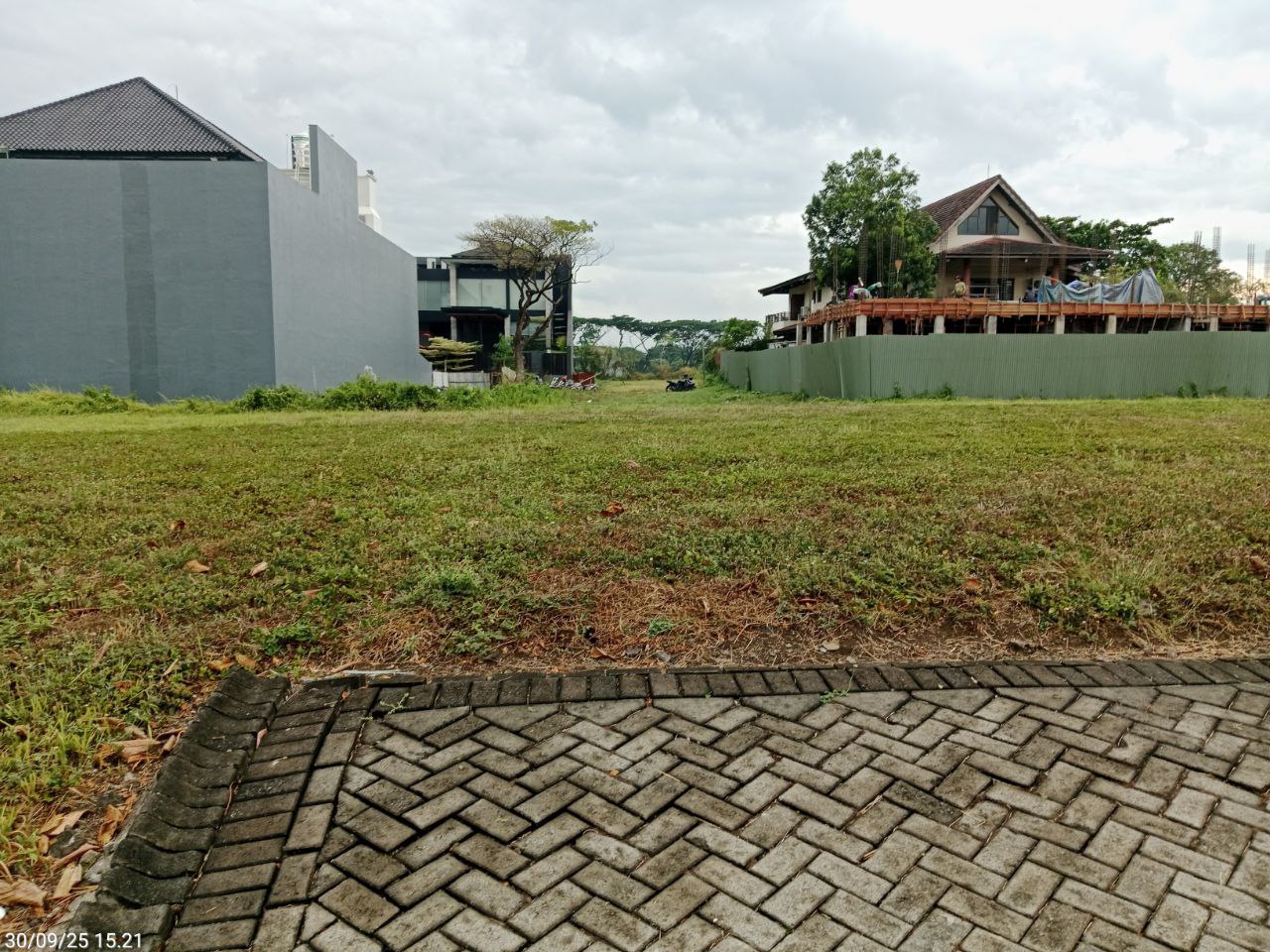 DIJUAL TANAH KAVLING LOKASI CITRALAND PUNCAK GOLF WILAYAH SURABAYA BARAT - Image 1