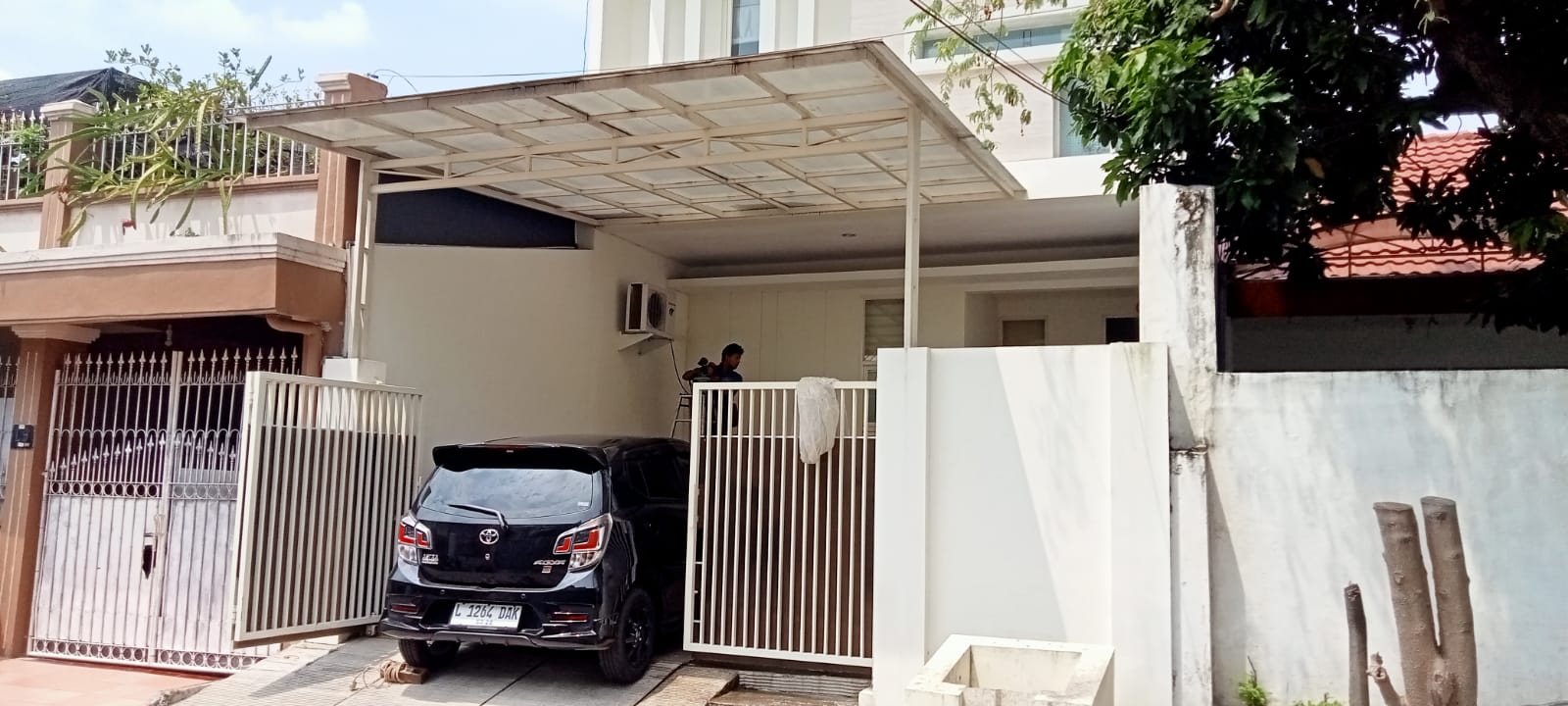 DIJUAL RUMAH SIAP HUNI DARMO INDAH TIMUR - Image 1