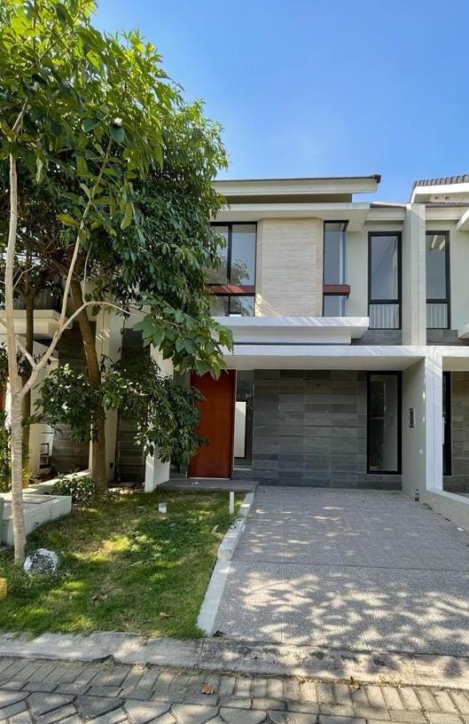 Dijual Rumah Northwest Lake Surabaya - Image 1