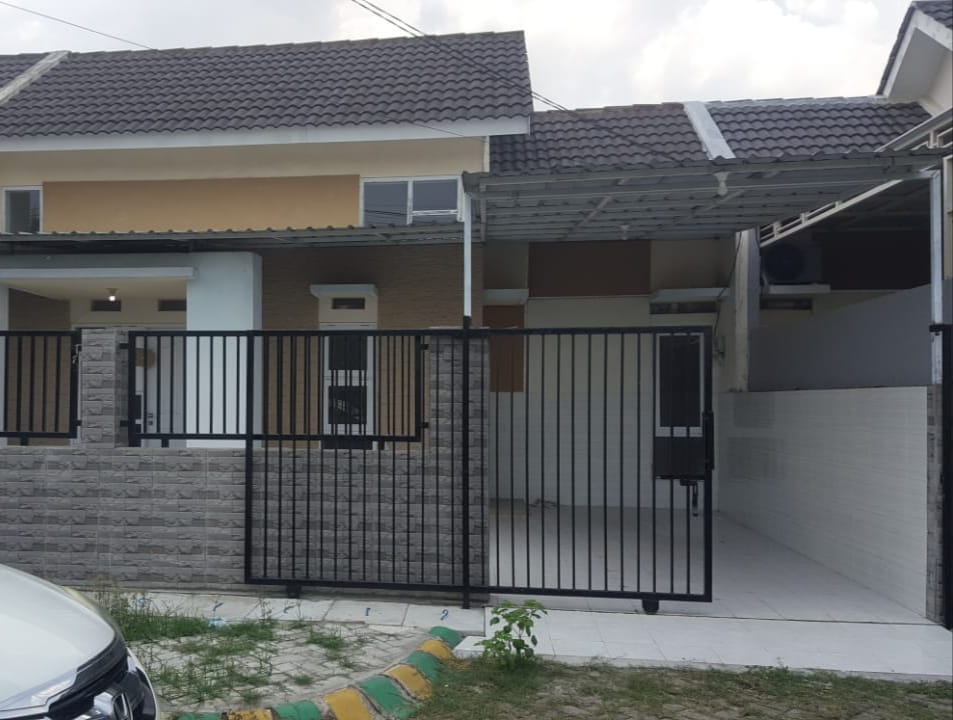 DIJUAL RUMAH LOKASI GRAND SURYA SIDOARJO - Image 1