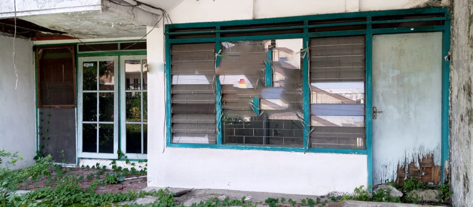 DIJUAL RUMAH HITUNG TANAH LOKASI PONDOK CANDRA SIDOARJO - Image 1