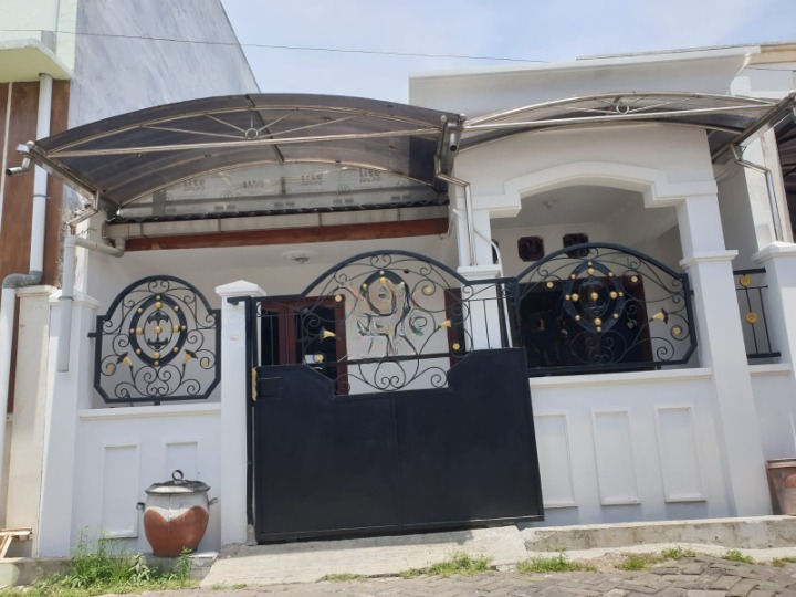 DIJUAL RUMAH WILAYAH SURABAYA TIMUR - Image 1