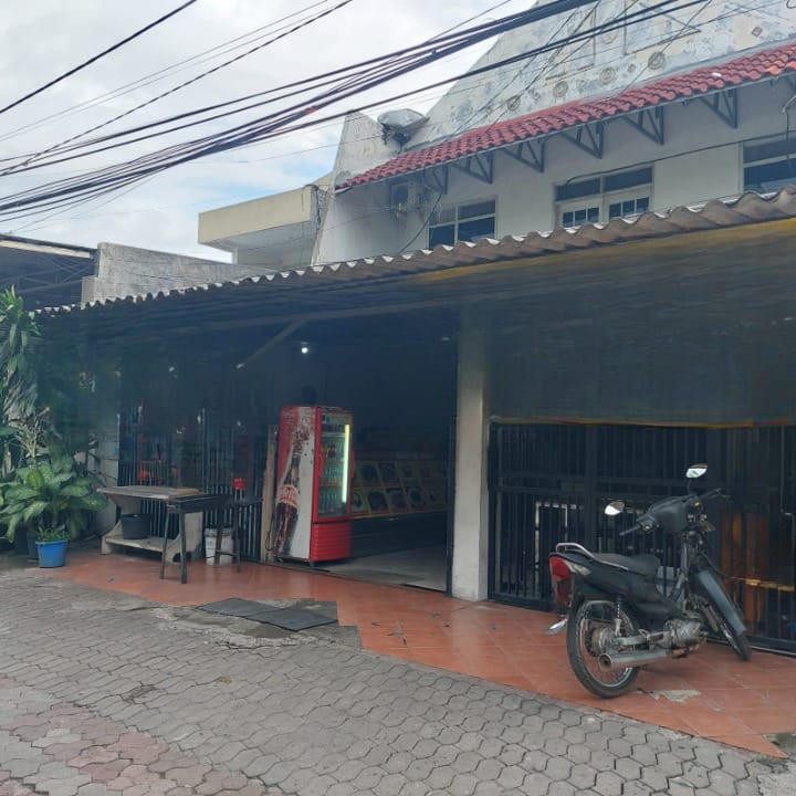 Dijual dan Disewakan Rumah Beserta Kos-kosan di Ngagel Surabaya Timur - Image 1