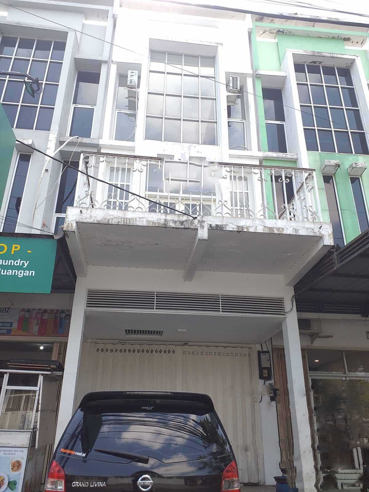 Disewakan Ruko di Jalan Cengkeh Malang - Image 1