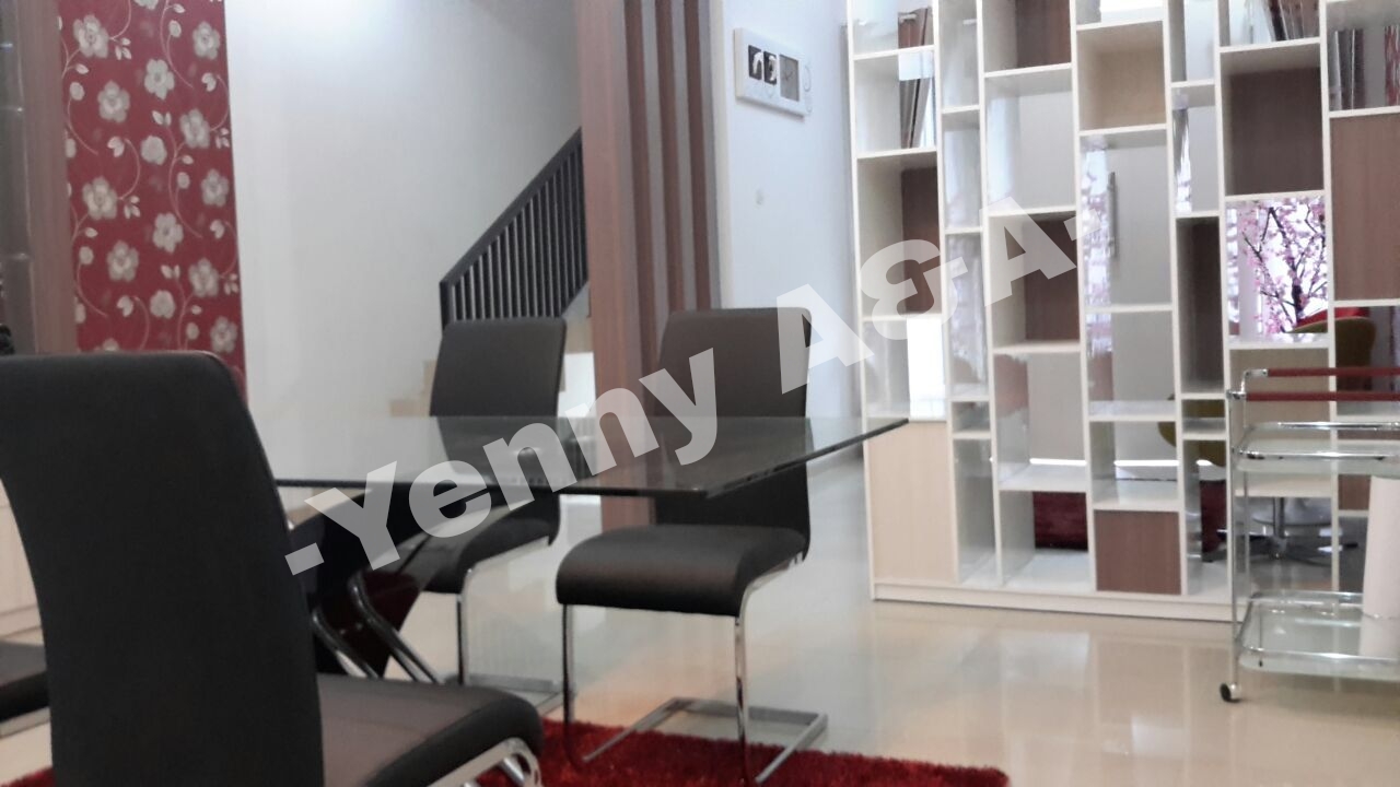 JUAL RUMAH DARMO BAVARIAN VILLAGE - Thumbnail 3