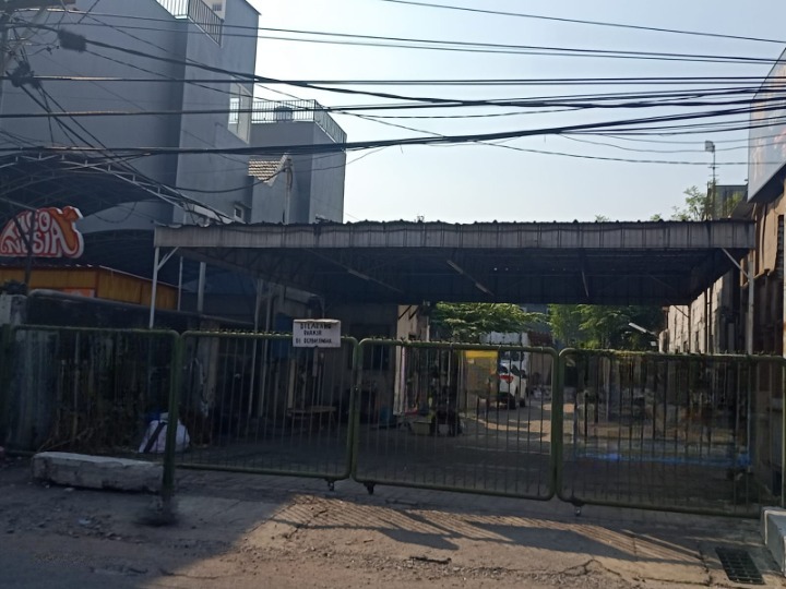 DIJUAL TANAH BESERTA BANGUNAN KOMERSIAL WILAYAH SURABAYA SELATAN - Image 1