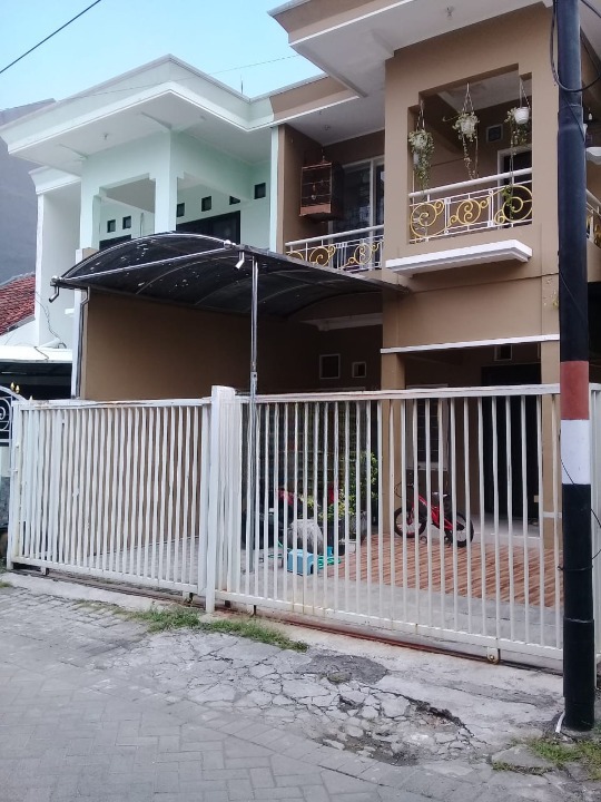 Dijual Rumah Area Babatan Surabaya Barat - Image 1