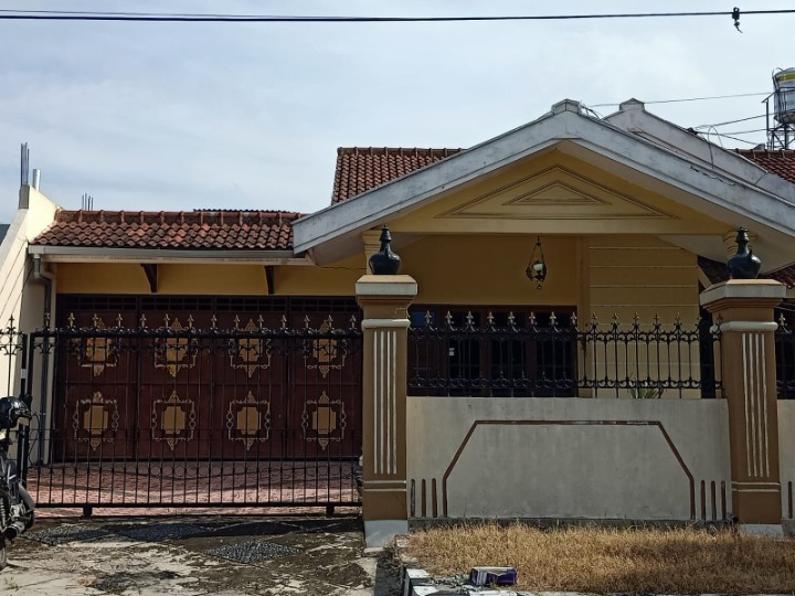 Disewakan Rumah Area Margorejo Indah Surabaya Selatan - Image 1