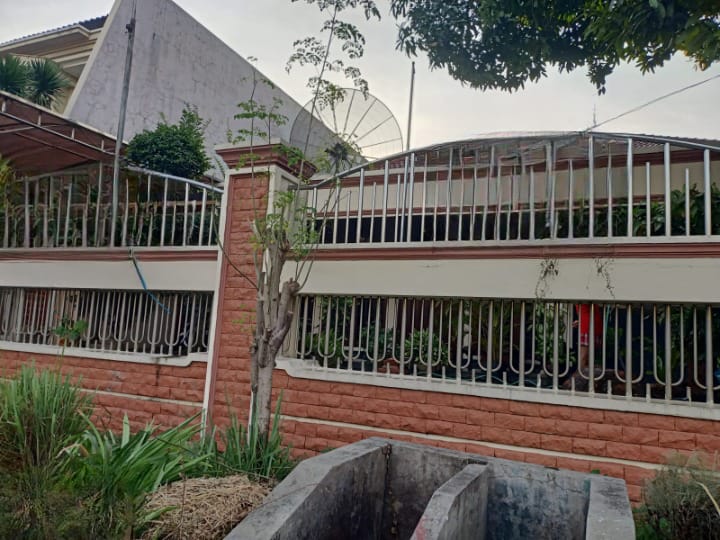 DIJUAL RUMAH WILAYAH SURABAYA BARAT - Image 1