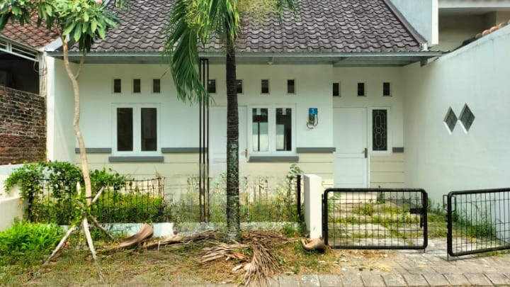 DISEWAKAN RUMAH WILAYAH SURABAYA BARAT - Image 1