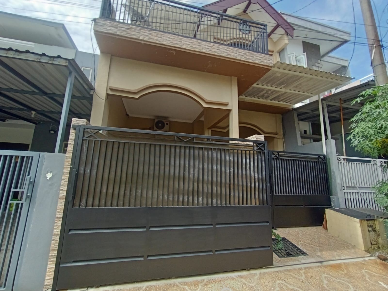 DIJUAL RUMAH WILAYAH SURABAYA BARAT - Image 1