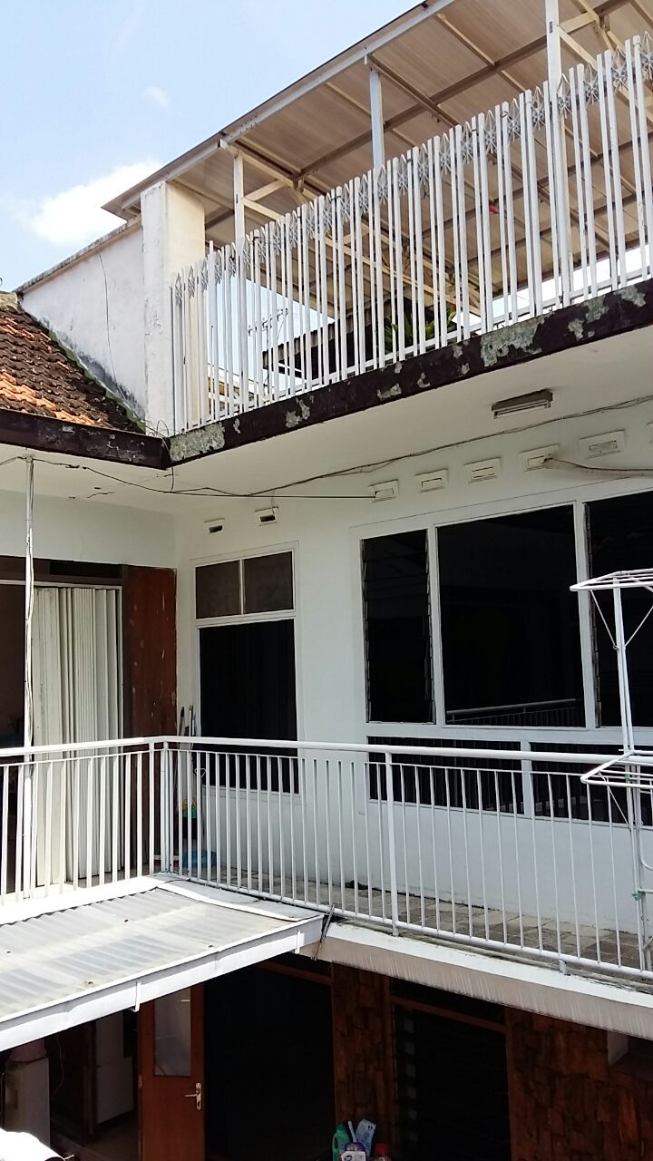 Dijual Rumah Lokasi Strategis di Malang - Thumbnail 3