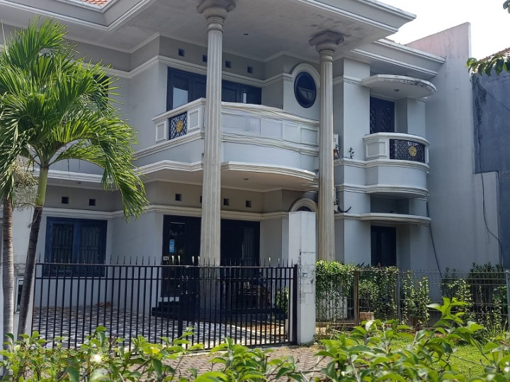 DIJUAL RUMAH MEWAH WILAYAH SURABAYA BARAT - Image 1