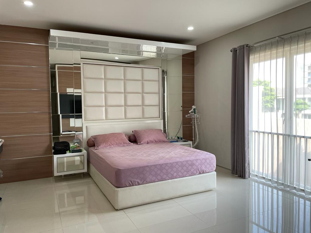 Rumah Mewah Minimalis di Cluster Termewah Royal Residence - Thumbnail 2