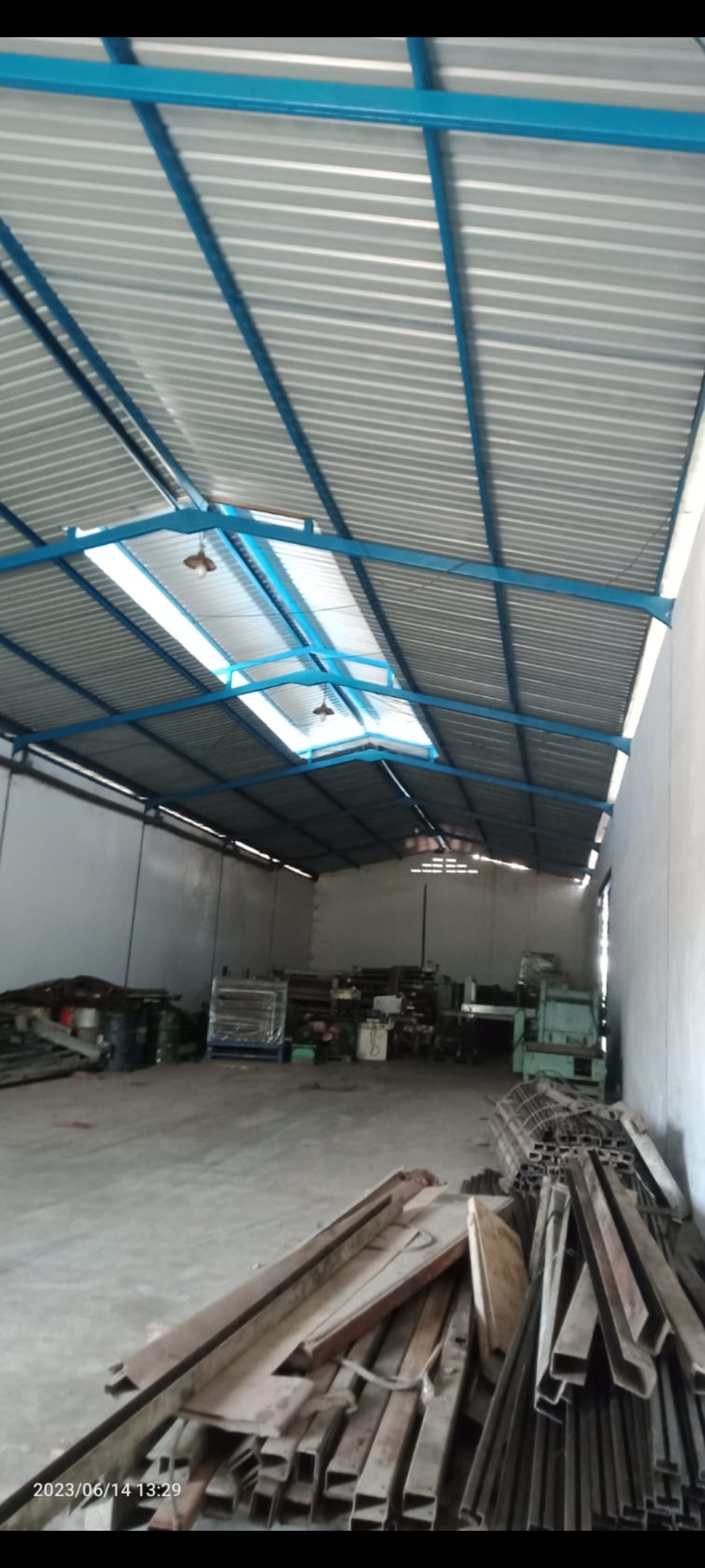 Dijual Gudang murah di Margomulyo Permai - Image 1