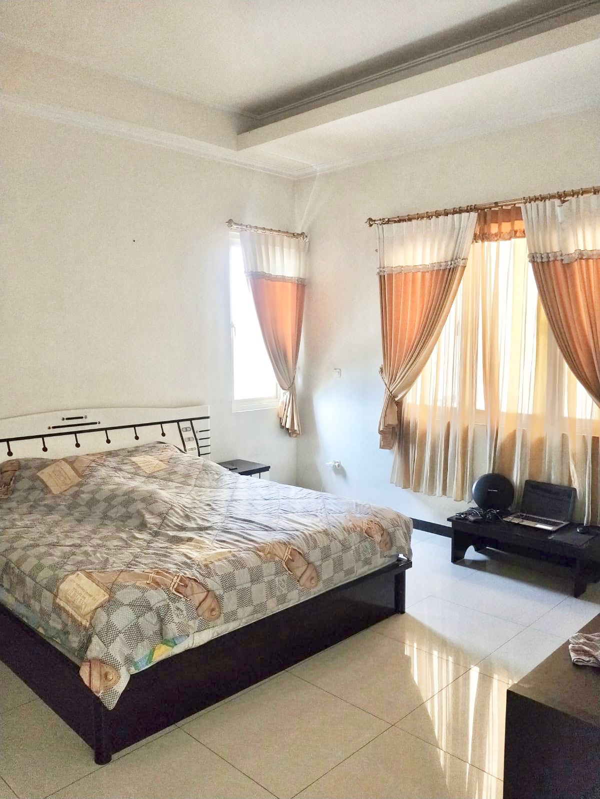 Dijual Rumah Mewah di Delta Sari Indah Sidoarjo - Thumbnail 4