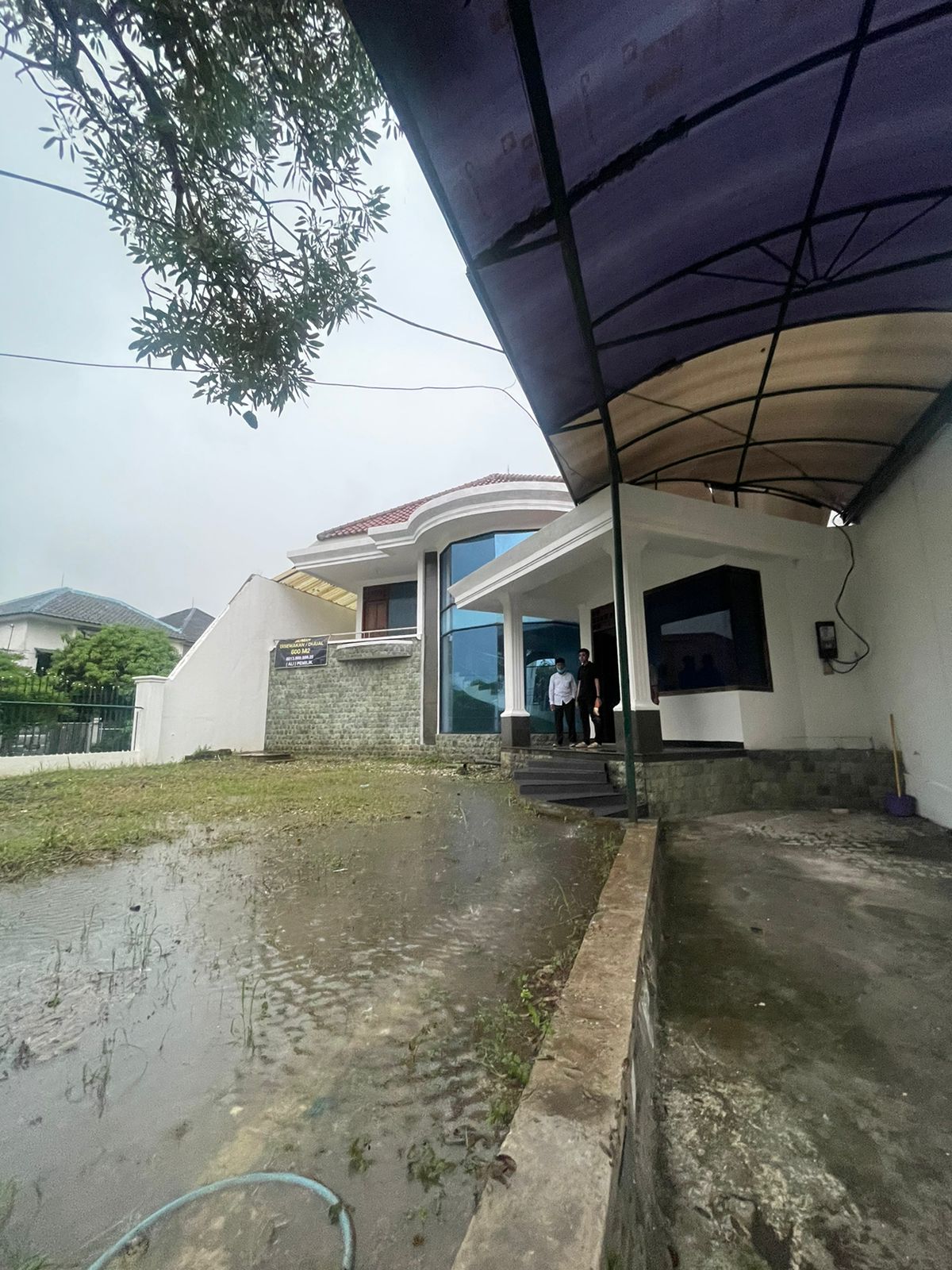 Dijual/Disewakan Rumah Mewah di Sidoarjo - Image 1