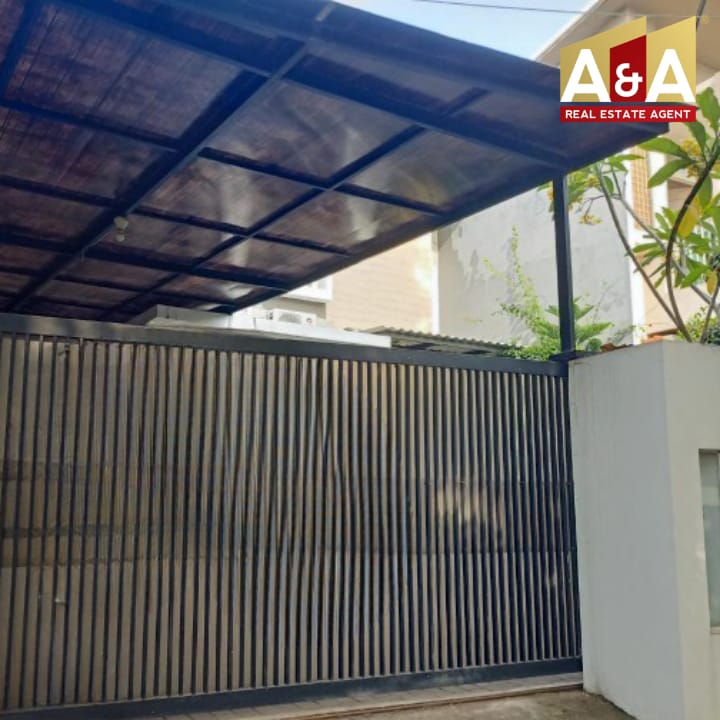 DIJUAL RUMAH WILAYAH SURABAYA PUSAT - Image 1