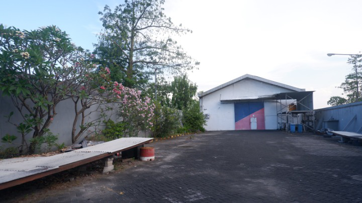 DIJUAL/DISEWAKAN OFFICE BUILDING RAYA LIDAH WETAN - Image 1