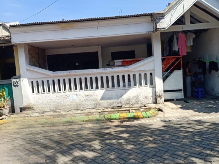 DIJUAL RUMAH WILAYAH SURABAYA BARAT - Image 1