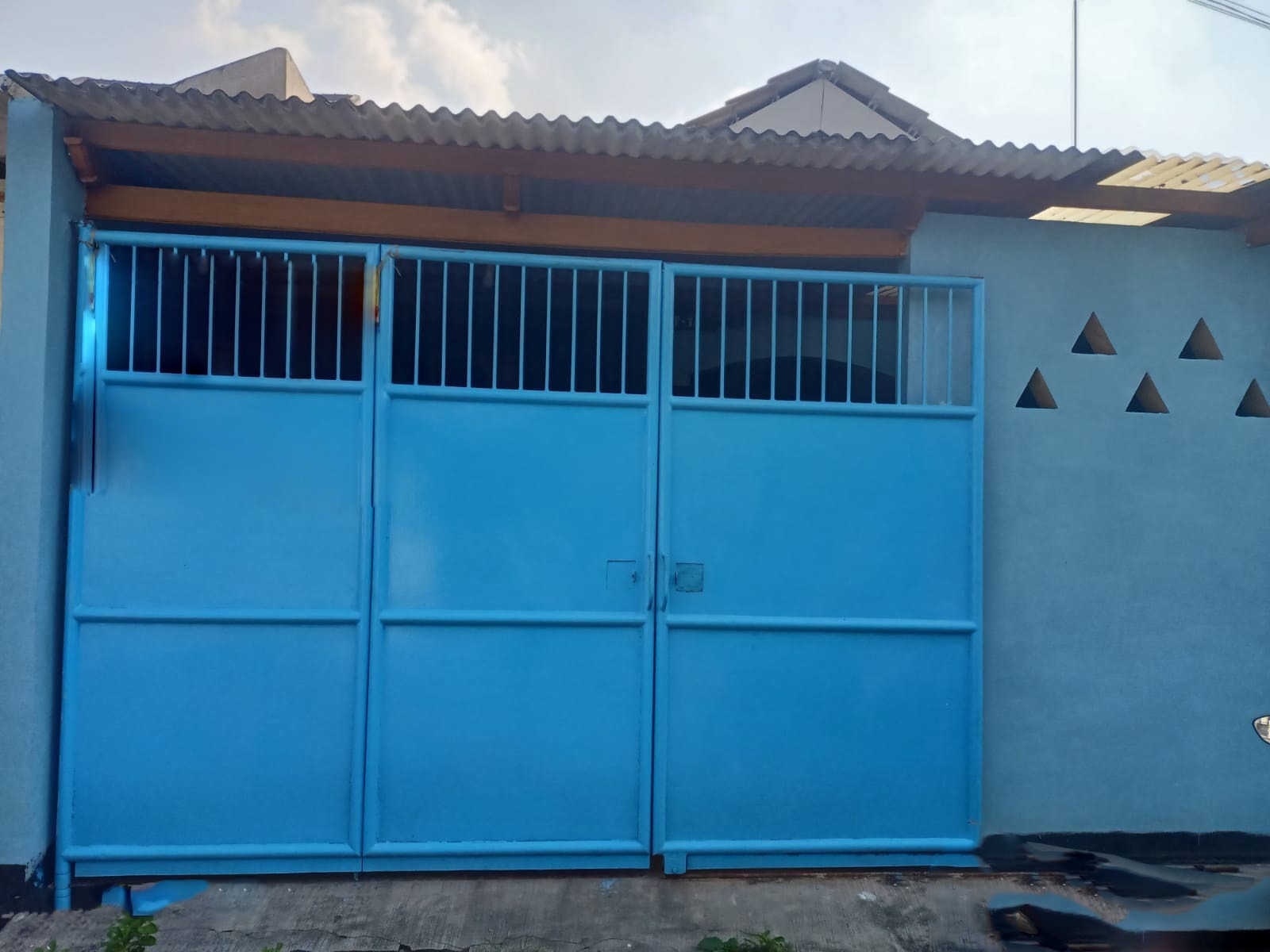 Dijual Rumah Babatan Pratama di Surabaya Selatan - Image 1