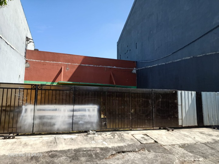 DISEWAKAN GUDANG AREA WISMA LIDAH KULON - Image 1