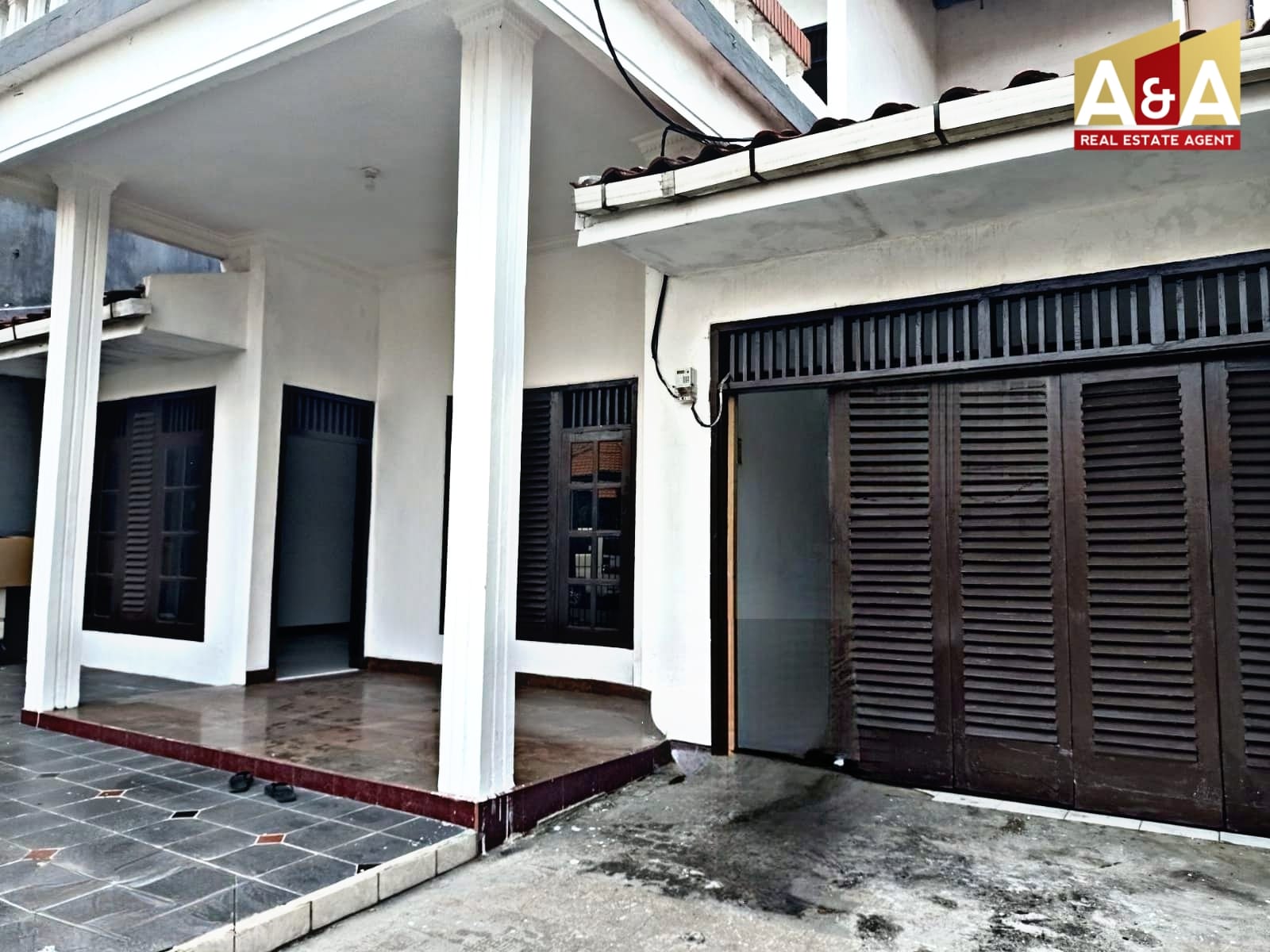 DISEWAKAN RUMAH WILAYAH SURABAYA SELATAN - Image 1