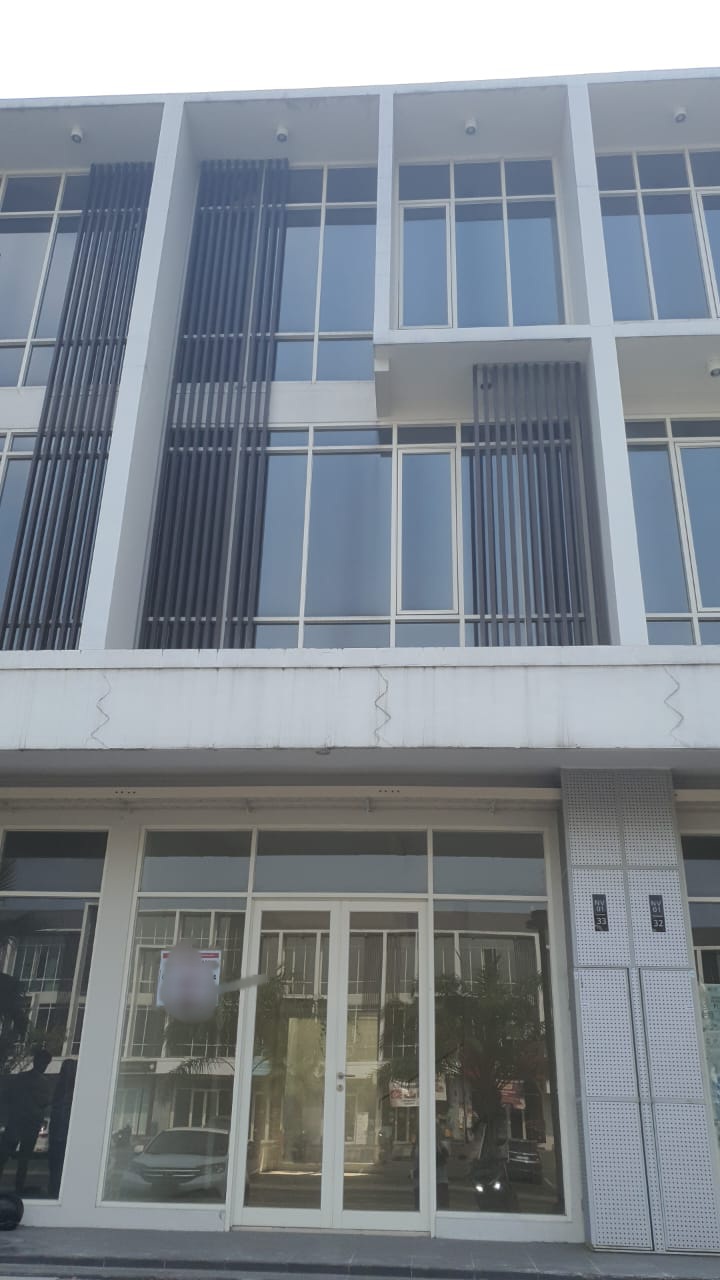 Ruko northwest boulevard - Image 1