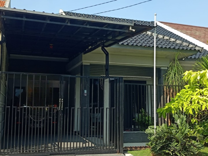 DIJUAL RUMAH SEMI FURNISH WILAYAH SURABAYA SELATAN - Image 1