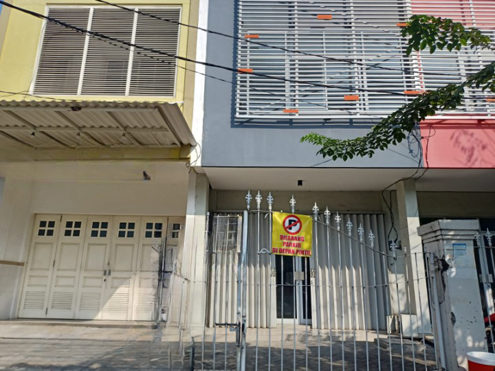 DISEWAKAN RUKO NOL JALAN RAYA SURABAYA PUSAT - Image 1