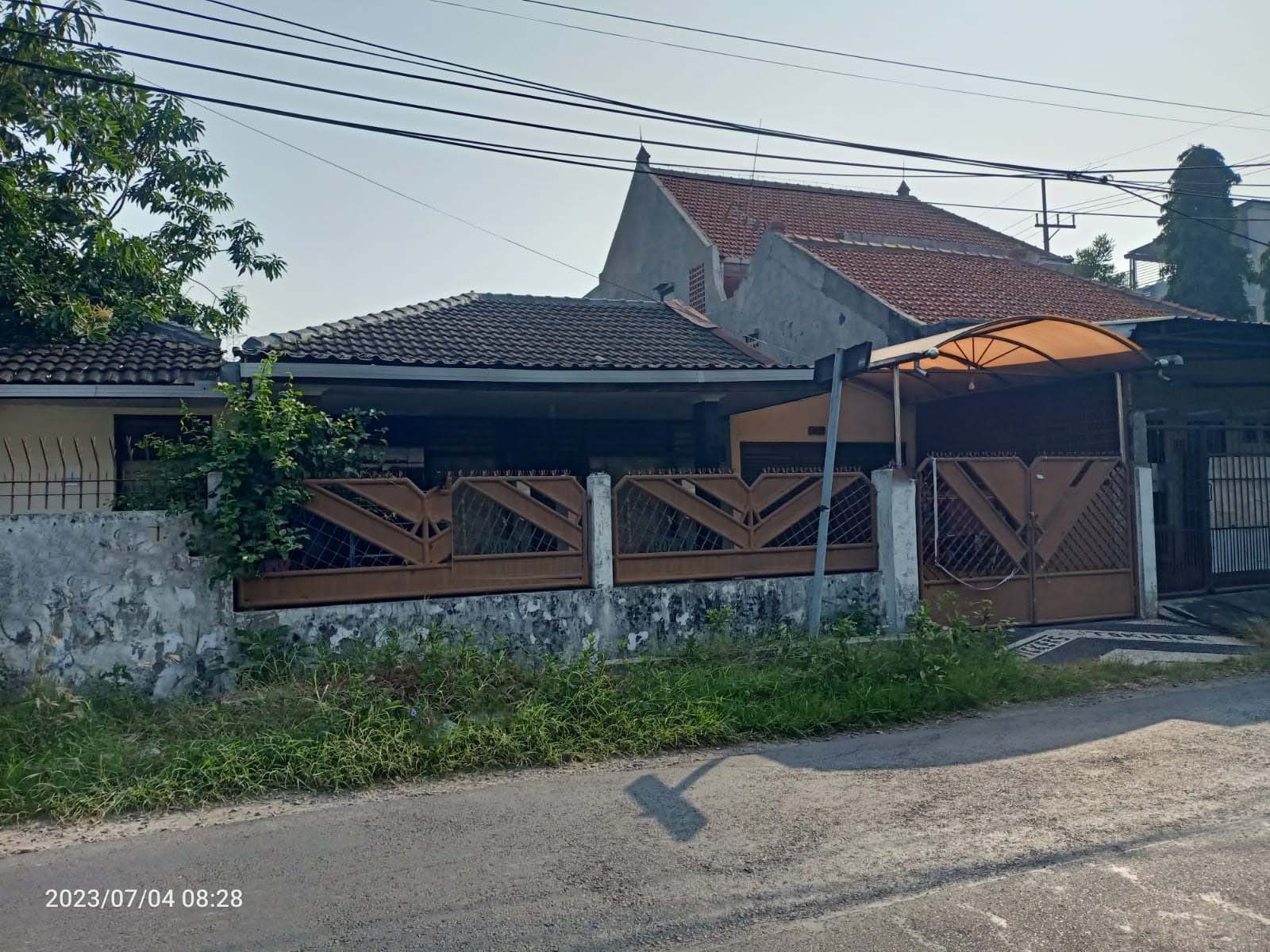 Dijual Rumah Berlokasi Strategis Di Surabaya Barat - Image 1