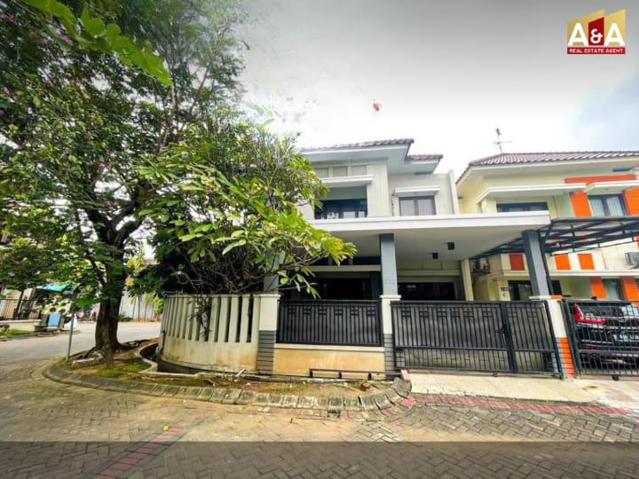DIJUAL RUMAH WILAYAH SURABAYA SELATAN - Image 1