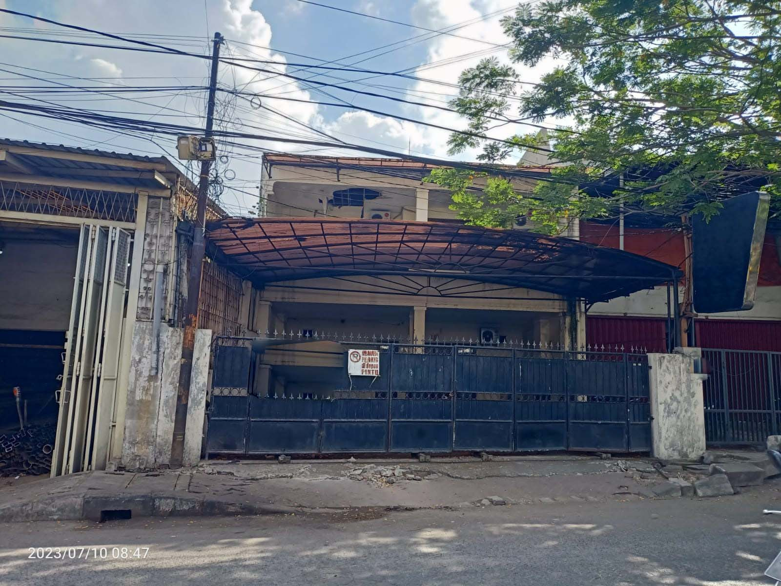 Disewakan Rumah di Surabaya Timur Murah Dan Lokasi Strategis - Image 1