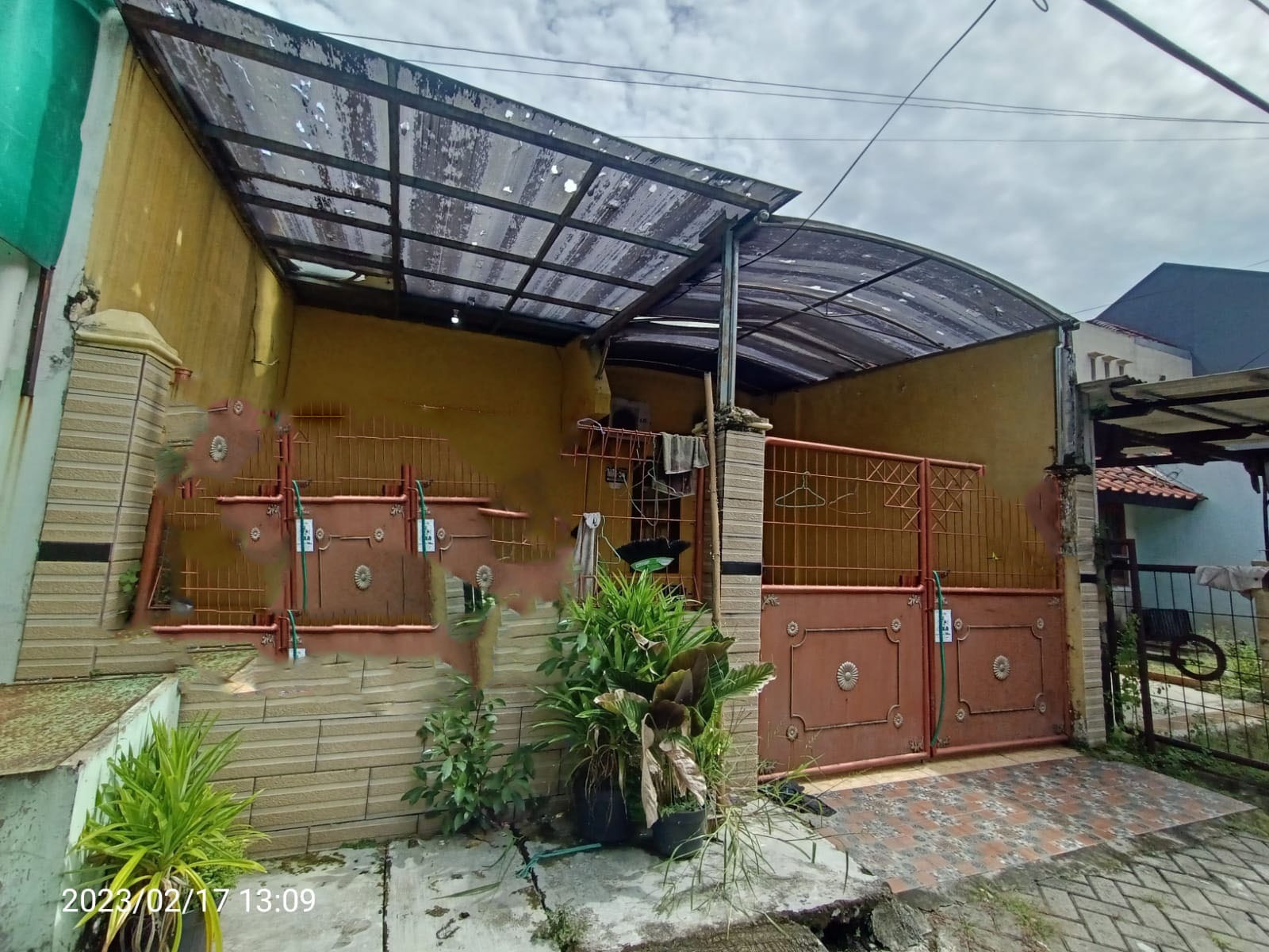 Dijual Rumah Murah daerah Babatan Pratama - Image 1