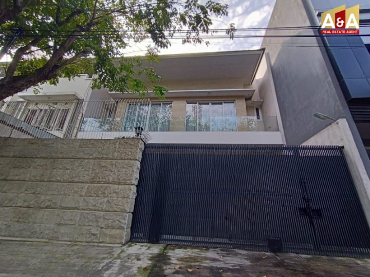 DIJUAL RUMAH WILAYAH SURABAYA TIMUR - Image 1