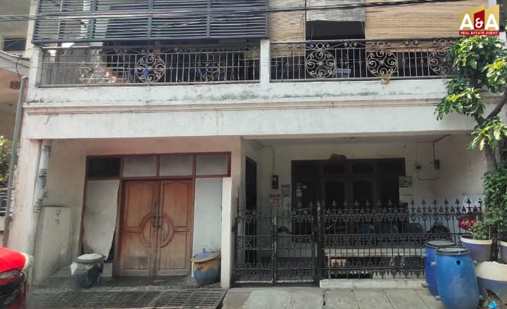 DIJUAL RUMAH KOS AKTIF WILAYAH SURABAYA TIMUR - Image 1