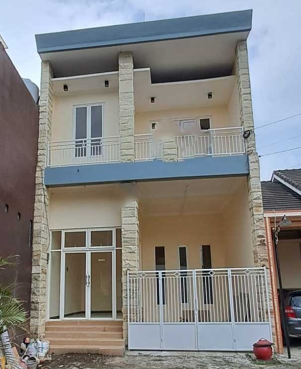 Dijual/Disewakan Rumah Perum Ndalem Singosaren Malang - Image 1