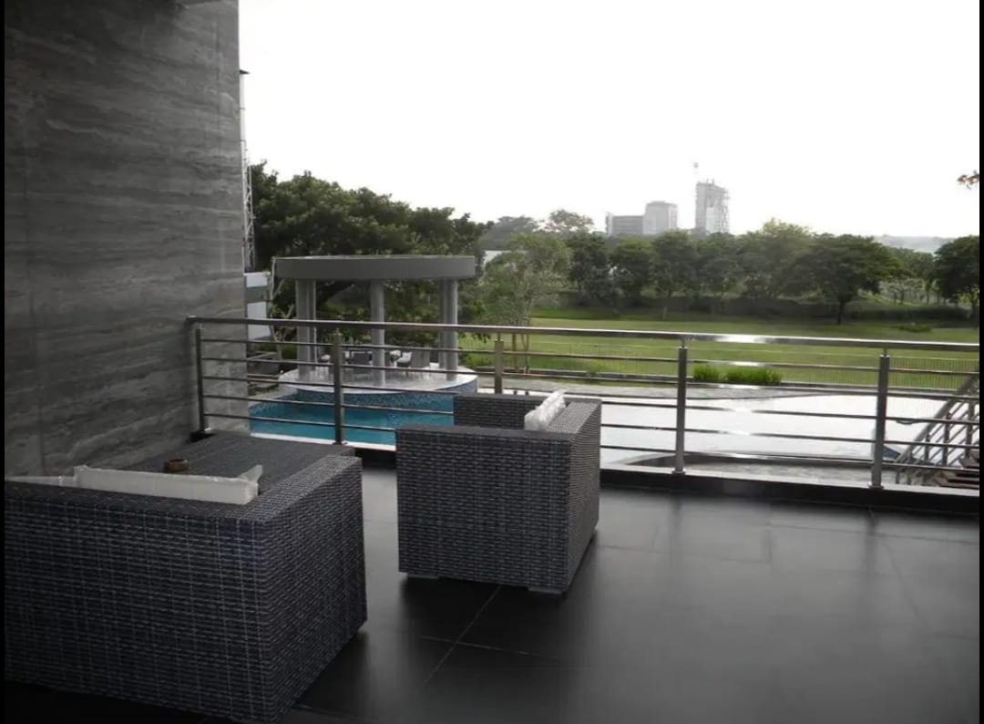 Dijual Rumah Puncak Golf Citraland Surabaya Barat - Thumbnail 2