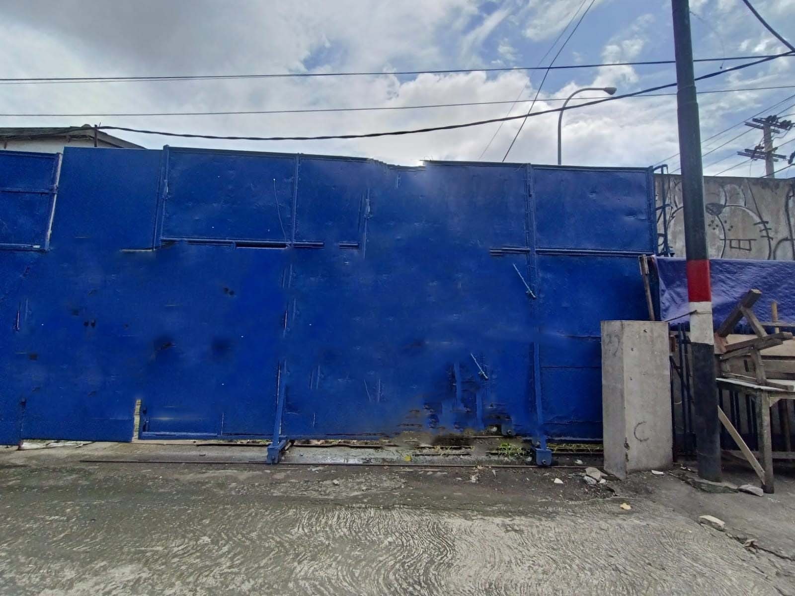 Dijual/Disewakan Gudang Sukomanunggal Murah - Image 1