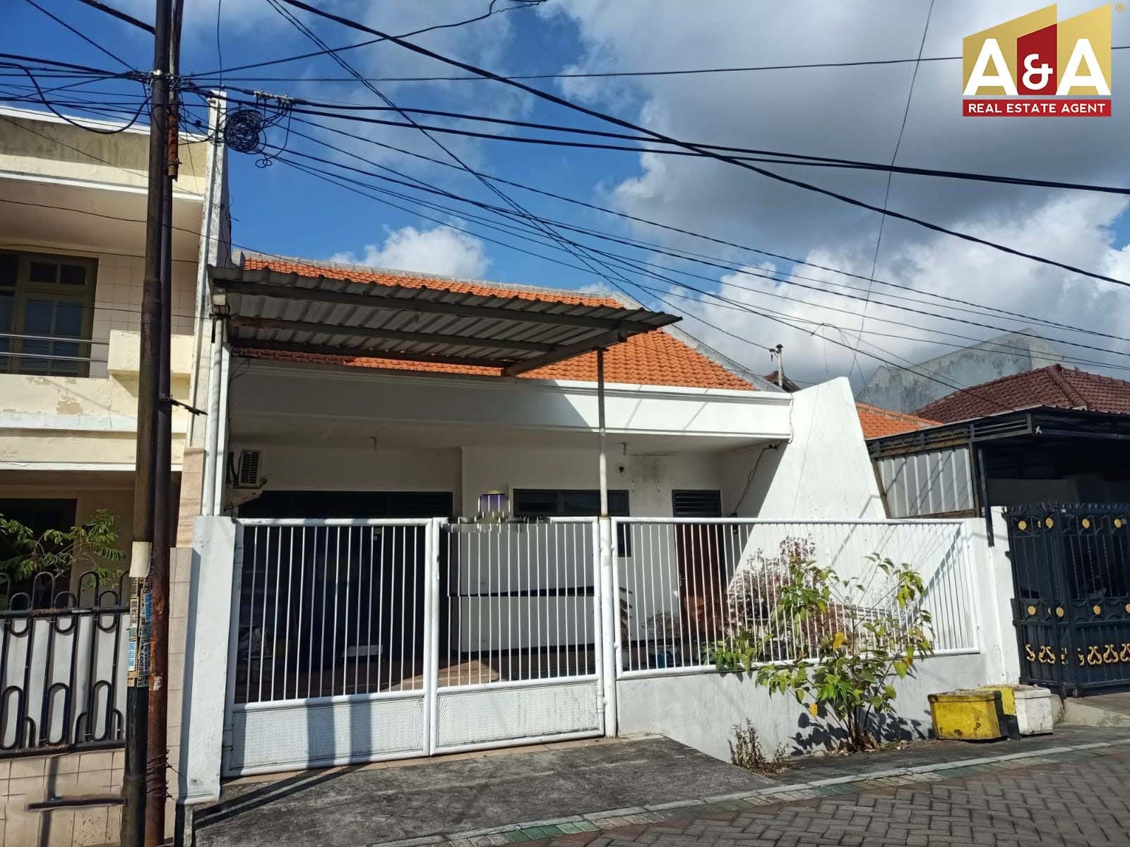 DIJUAL RUMAH SURABAYA TIMUR (G) - Image 1