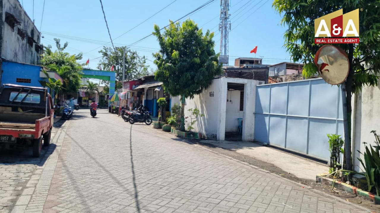 Di jual /sewakan gudang bulak rukem timur - Image 1