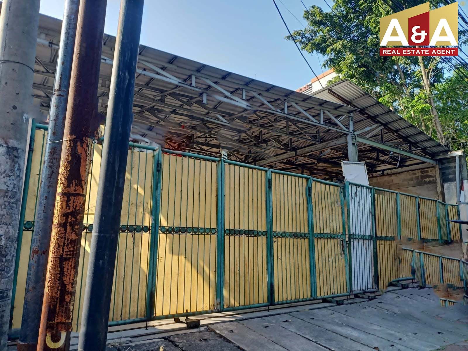 DIJUAL RUMAH SURABAYA TIMUR (G) - Image 1