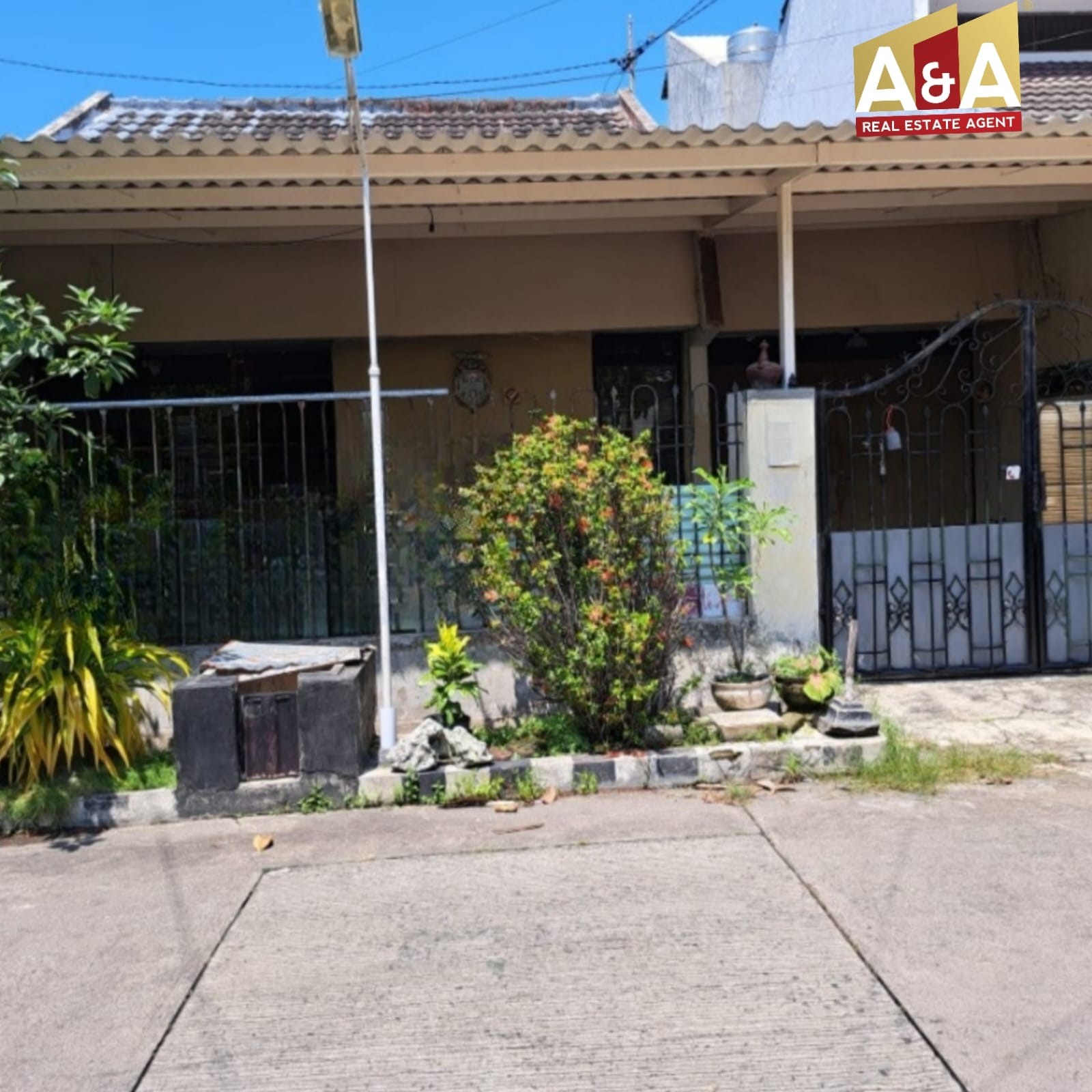 DIJUAL RUMAH WILAYAH SURABAYA TIMUR - Image 1