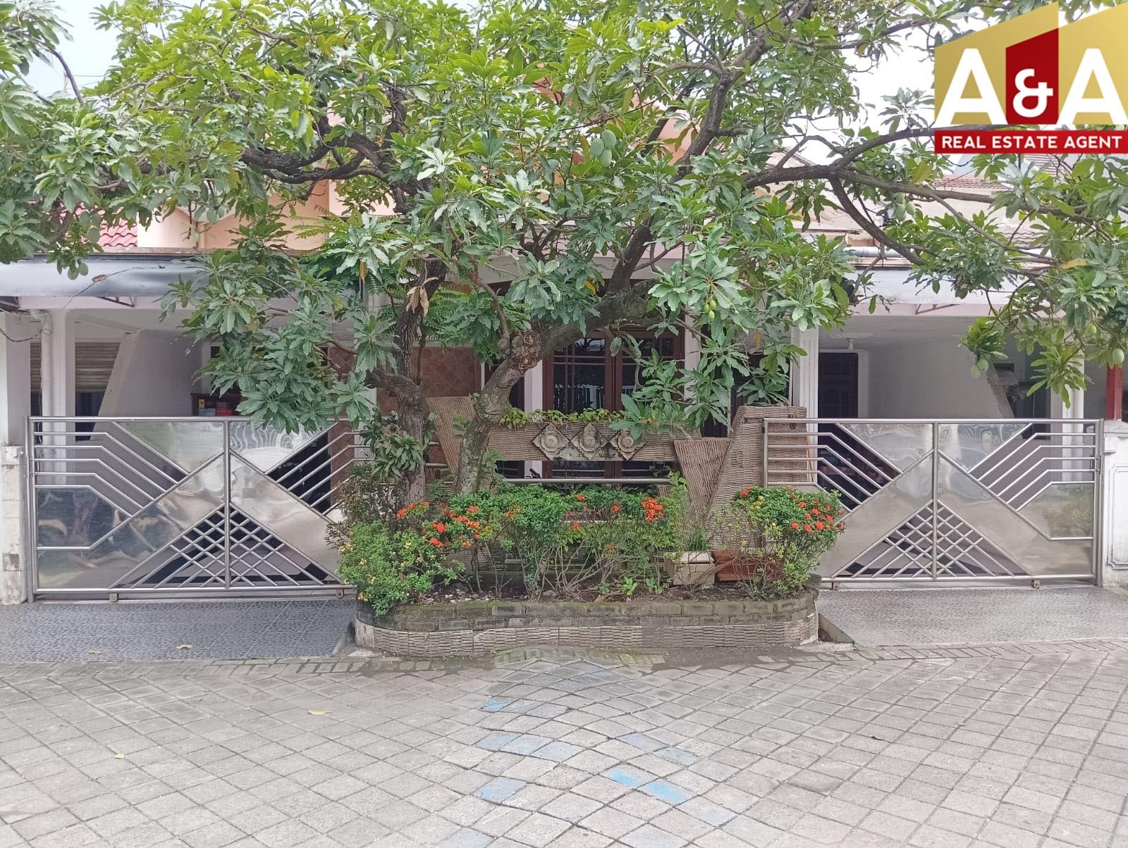 Dijual Rumah Bagus Duku pondok Candra Indah Sidoarjo - Image 1