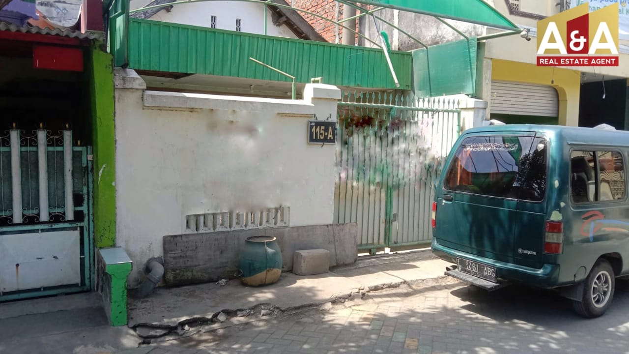!! DIJUAL RUMAH SURABAYA BARAT !! - Image 1