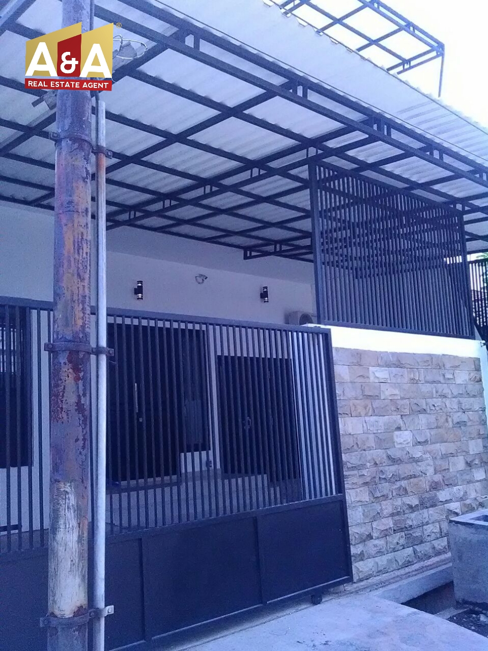 DIJUAL RUMAH SURABAYA TIMUR - Image 1