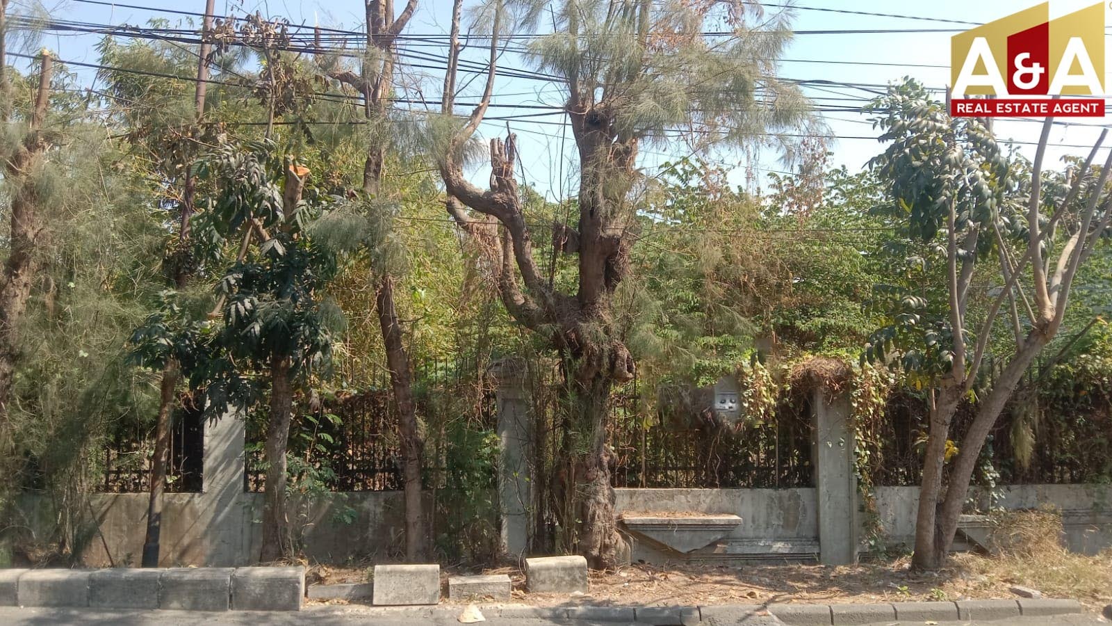 Disewakan Tanah Strategis Darmo Permai Utara Surabaya Barat - Image 1