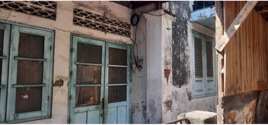 Dijual rumah hitung tanah - Image 1